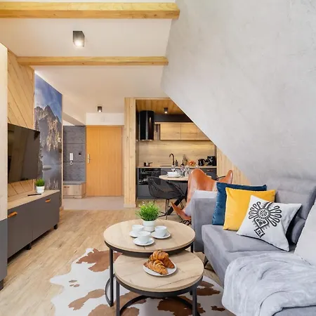 דירה Luxury Salwatorianska Mountain View By Renters Prestige זקופאנה