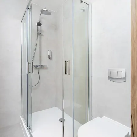 דירה Luxury Salwatorianska Mountain View By Renters Prestige *