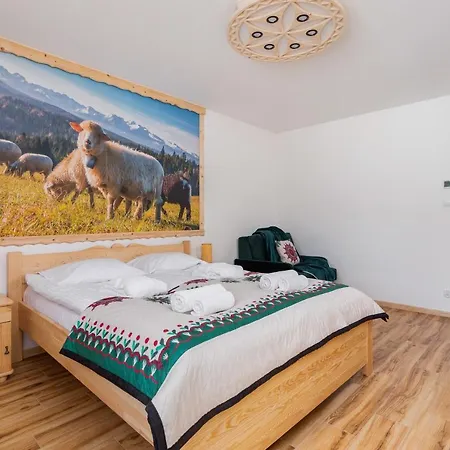 Luxury Salwatorianska Mountain View By Renters Prestige *