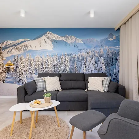 Luxury Salwatorianska Mountain View By Renters Prestige דירה זקופאנה